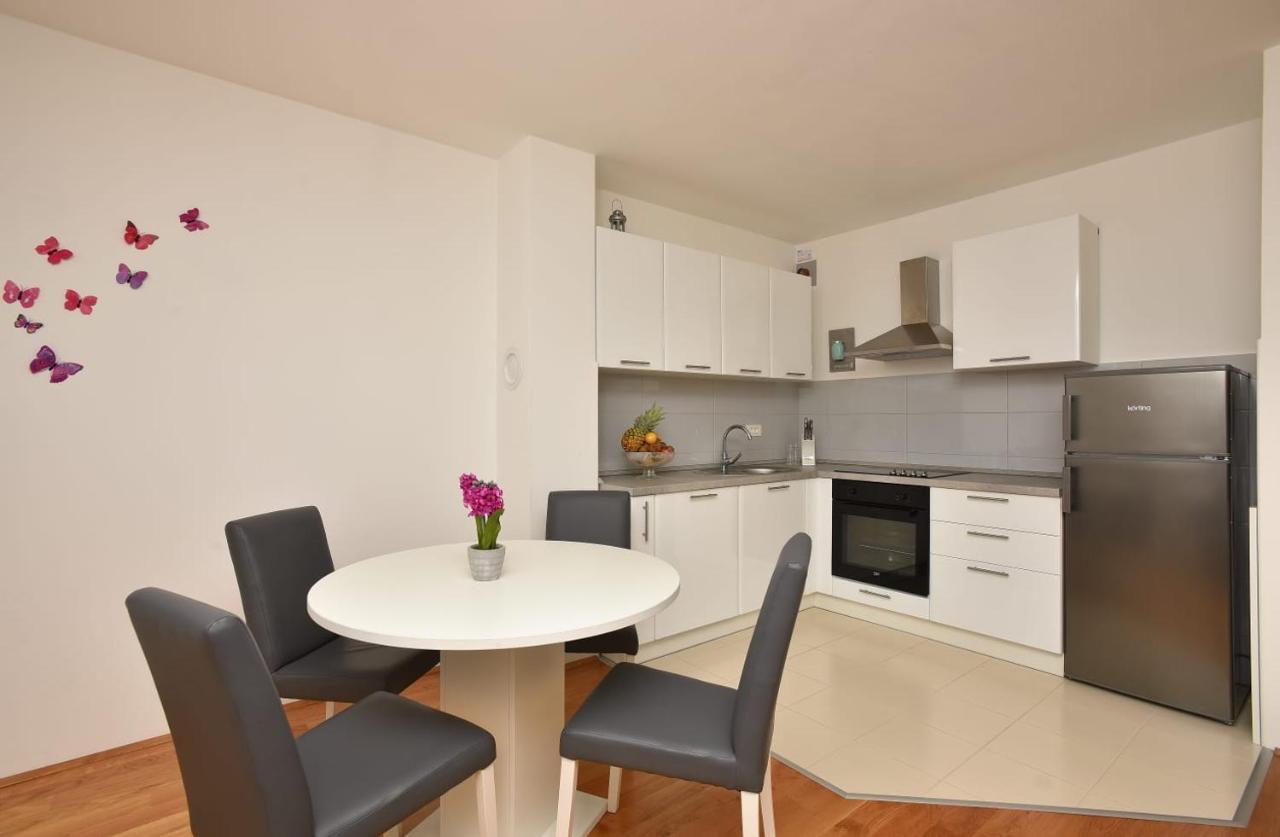Apartment Anna A2+2 Makarska Luaran gambar