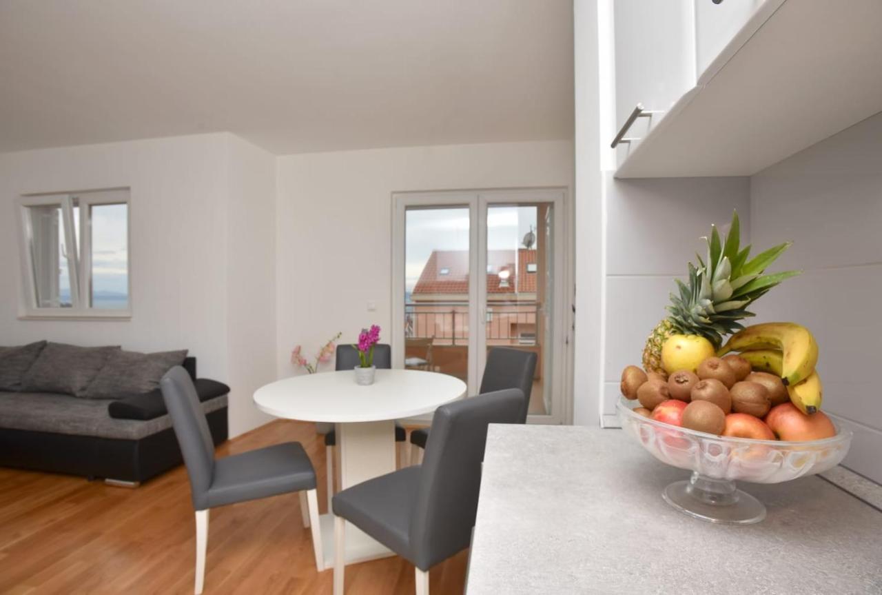 Apartment Anna A2+2 Makarska Luaran gambar
